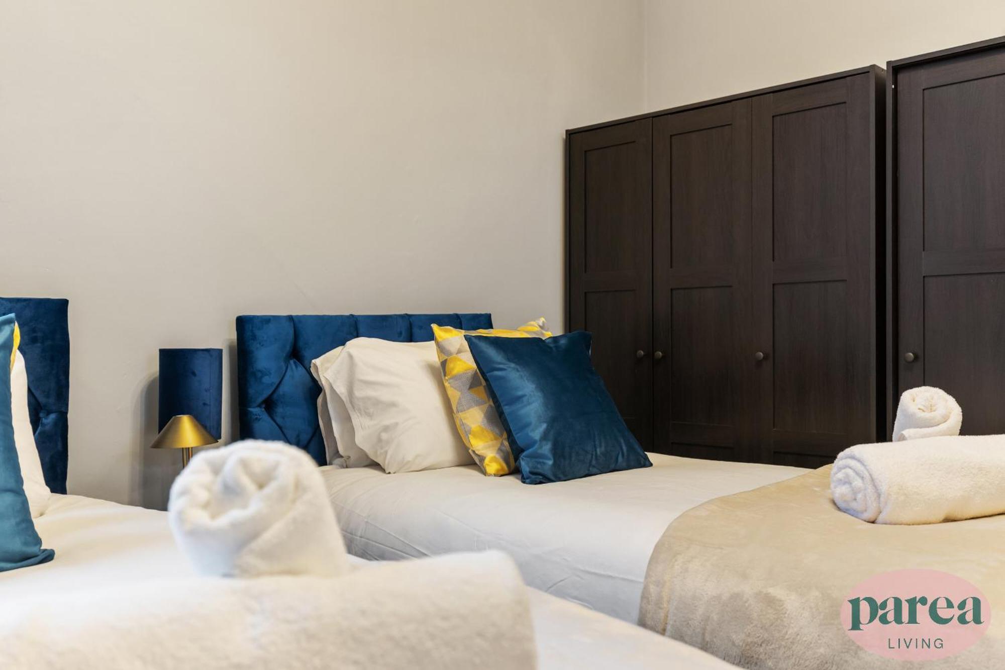 Parea Living - Leytonstone, 2-bedroom Serviced Apartment, Free Parking, Remote Working Apartament