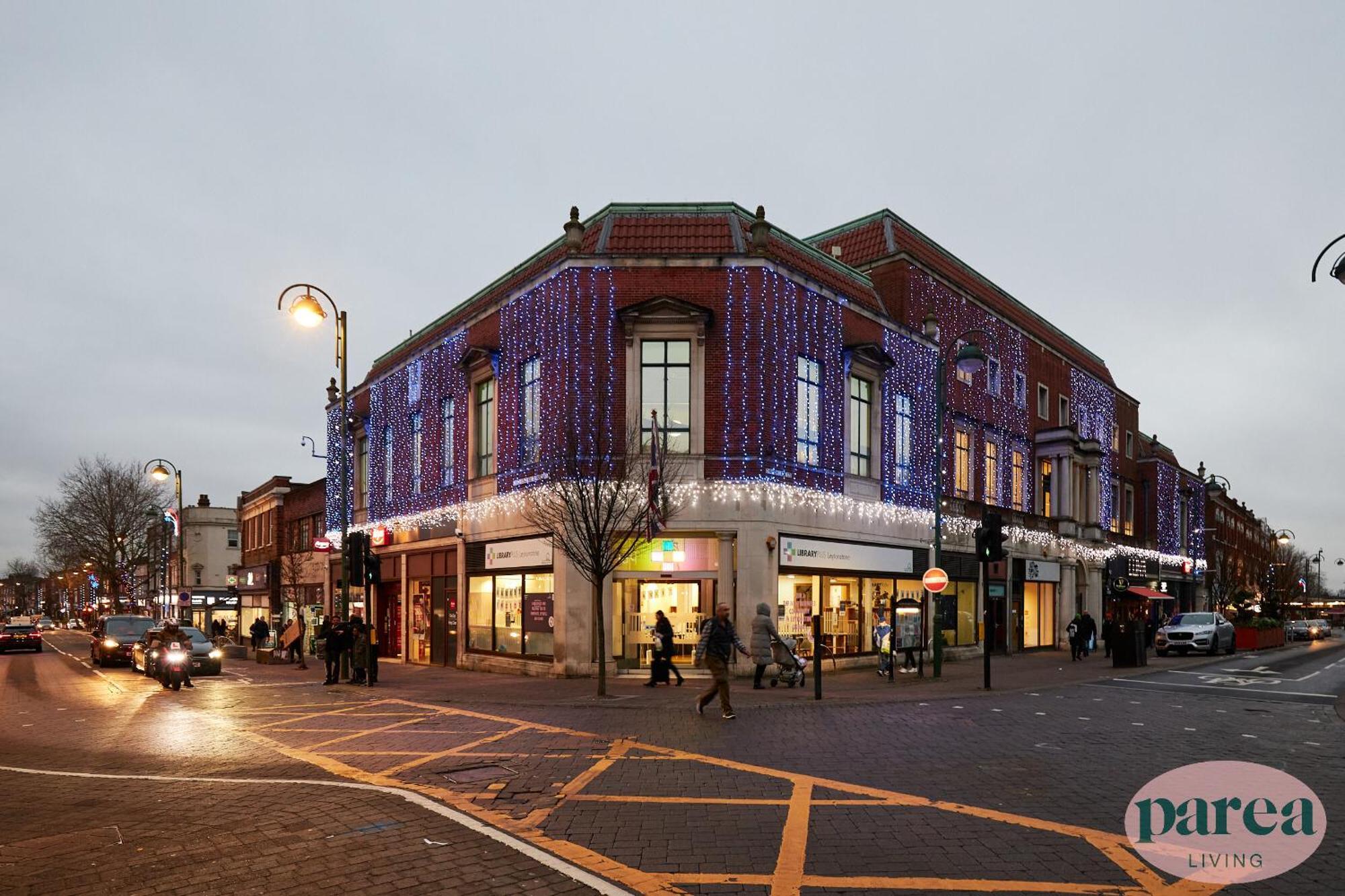 Parea Living - Leytonstone, 2-bedroom Serviced Apartment, Free Parking, Remote Working Apartament Londra